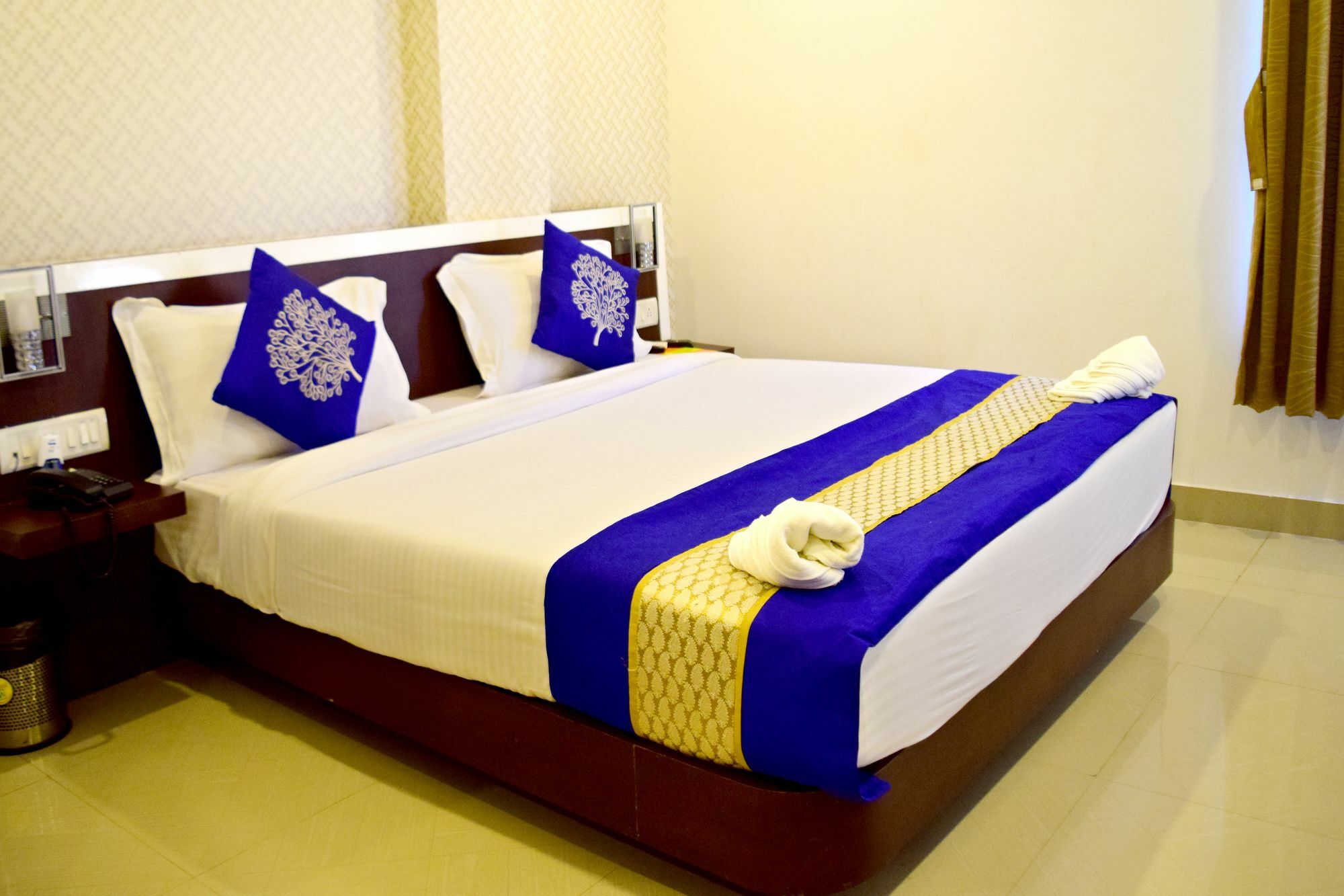 Hotel Landmark Bhubaneswar Dış mekan fotoğraf
